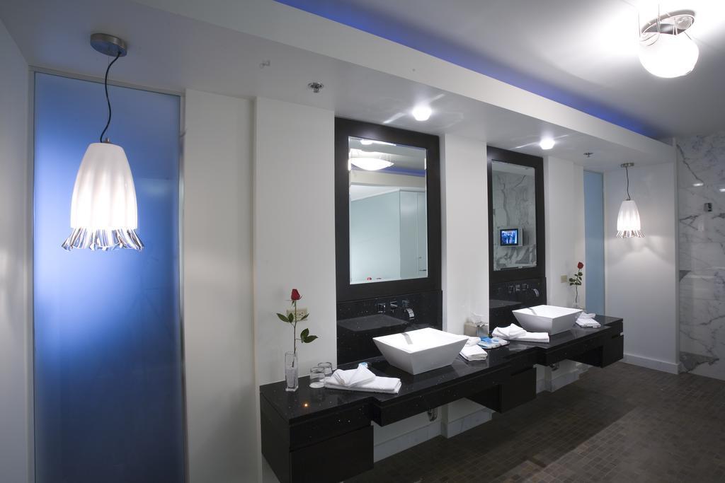 Le Merigot At Tropicana Evansville Phòng bức ảnh